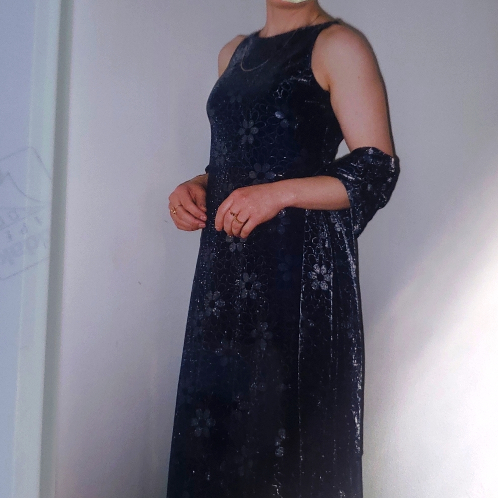 Navy/silver formal dress size 8 with shawl.